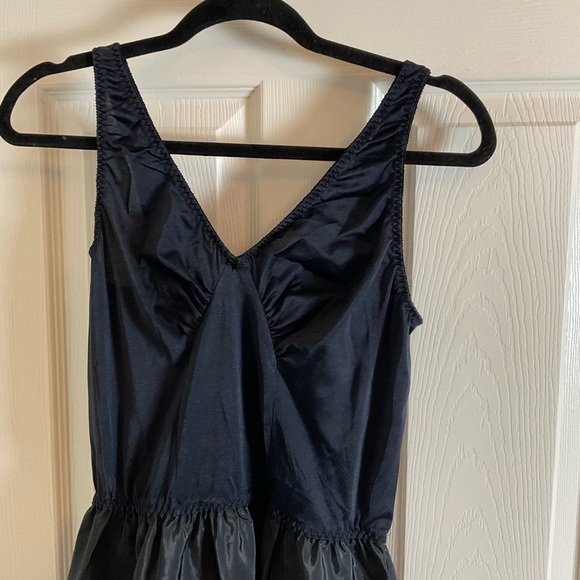 Vintage Olga women’s midi slip size 40 - Picture 2 of 10